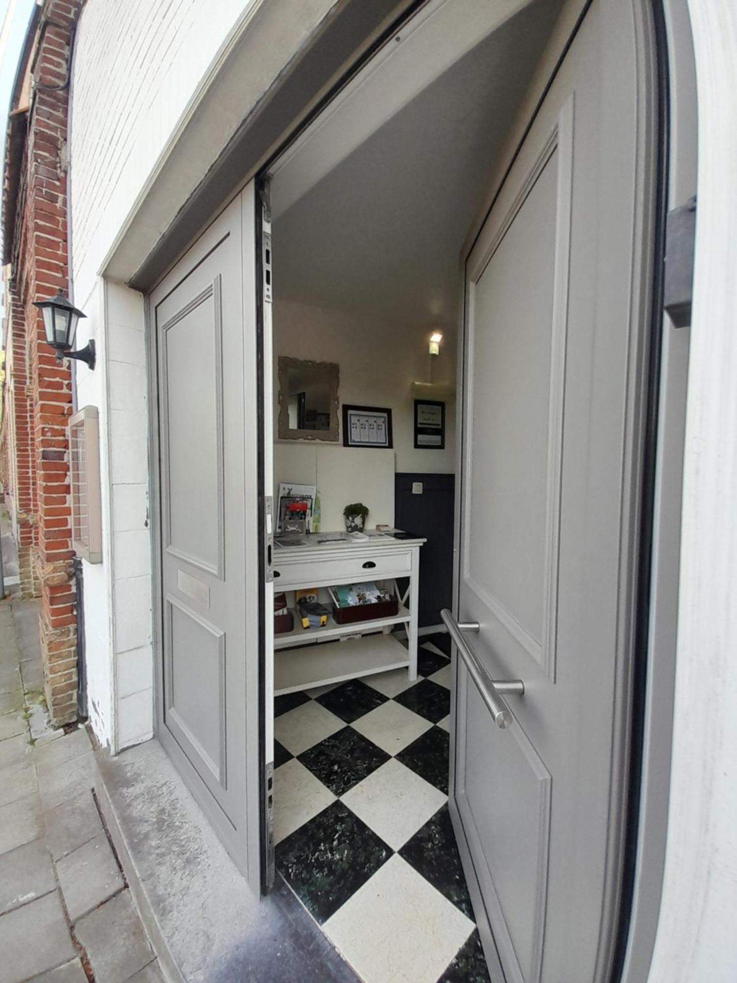 Bed and Breakfast Juliette'S Ypern Exterior foto
